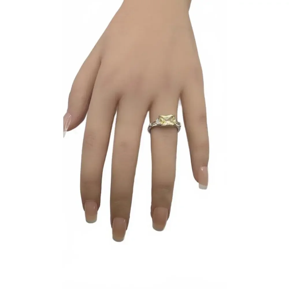 Elegant Vintage-Style Yellow Stone Ring Size 6 - Picture 3 of 7